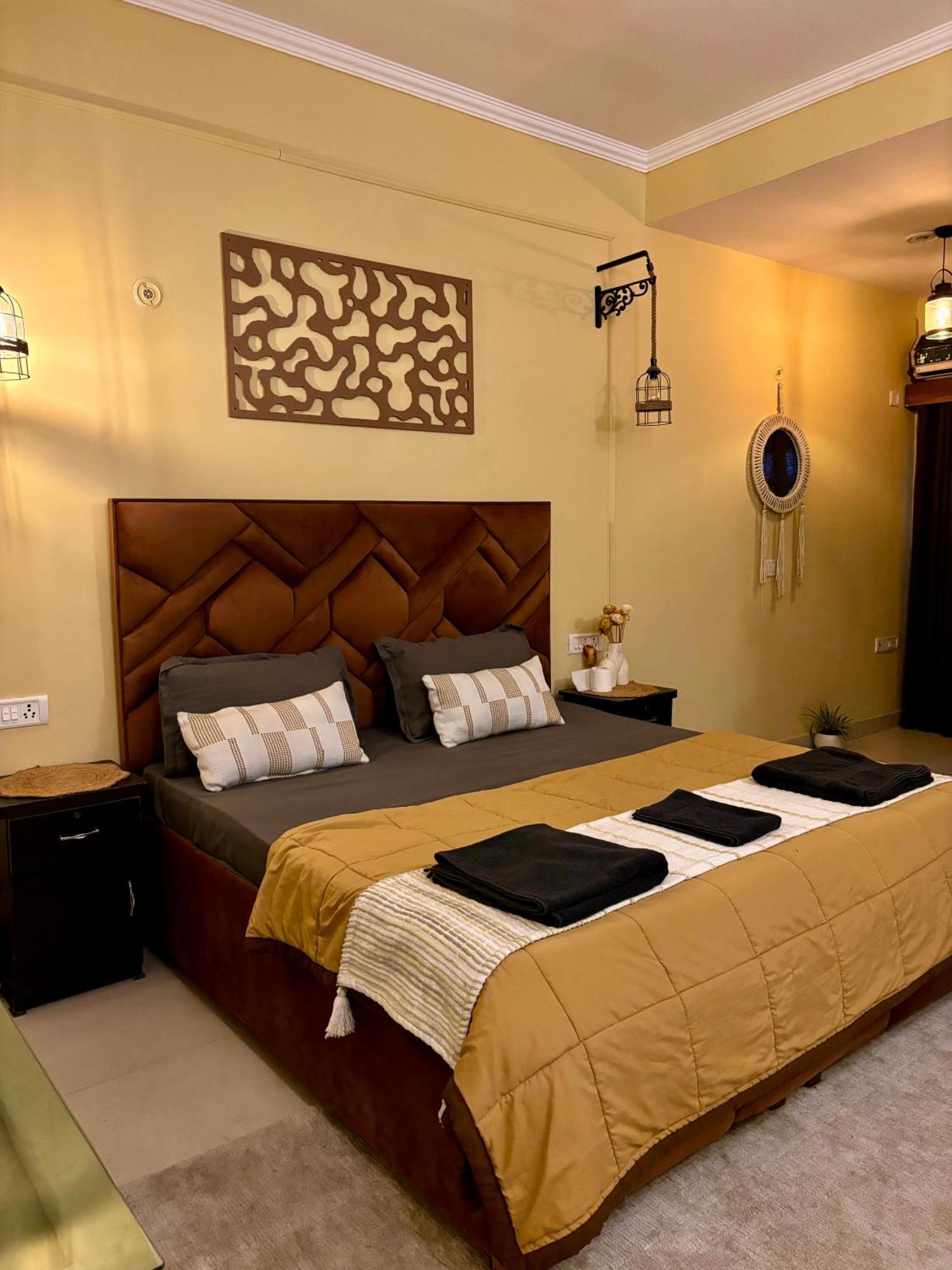 Atharva'S Homestay By Goaround Homes - Nehru Enclave Metro, South Delhi Neu-Delhi Exterior foto