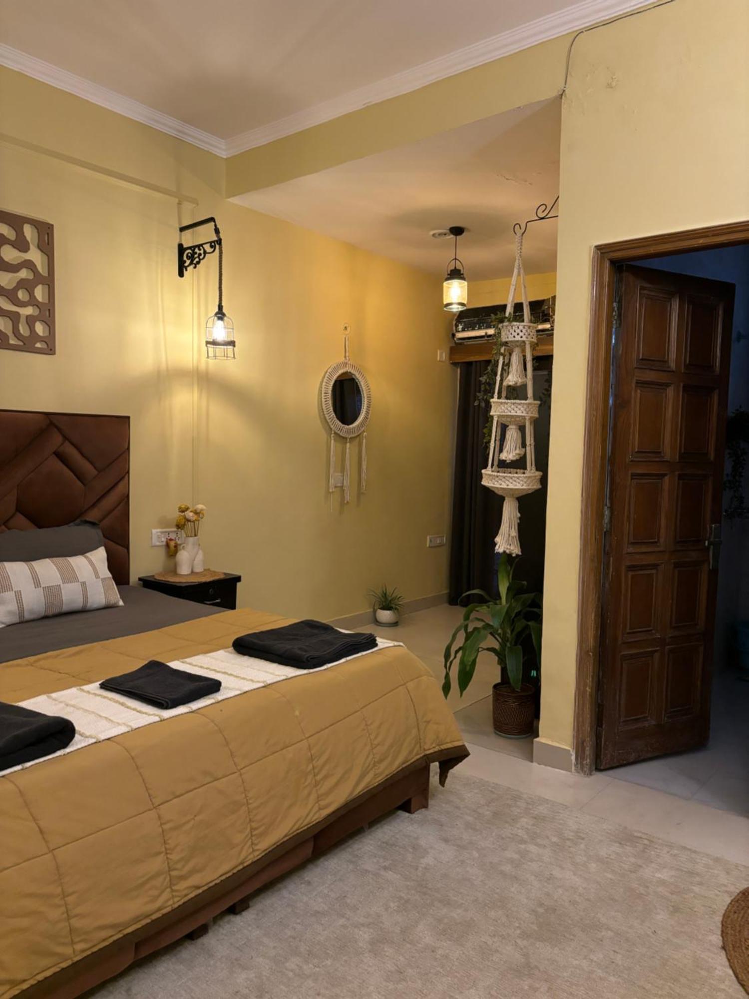 Atharva'S Homestay By Goaround Homes - Nehru Enclave Metro, South Delhi Neu-Delhi Exterior foto