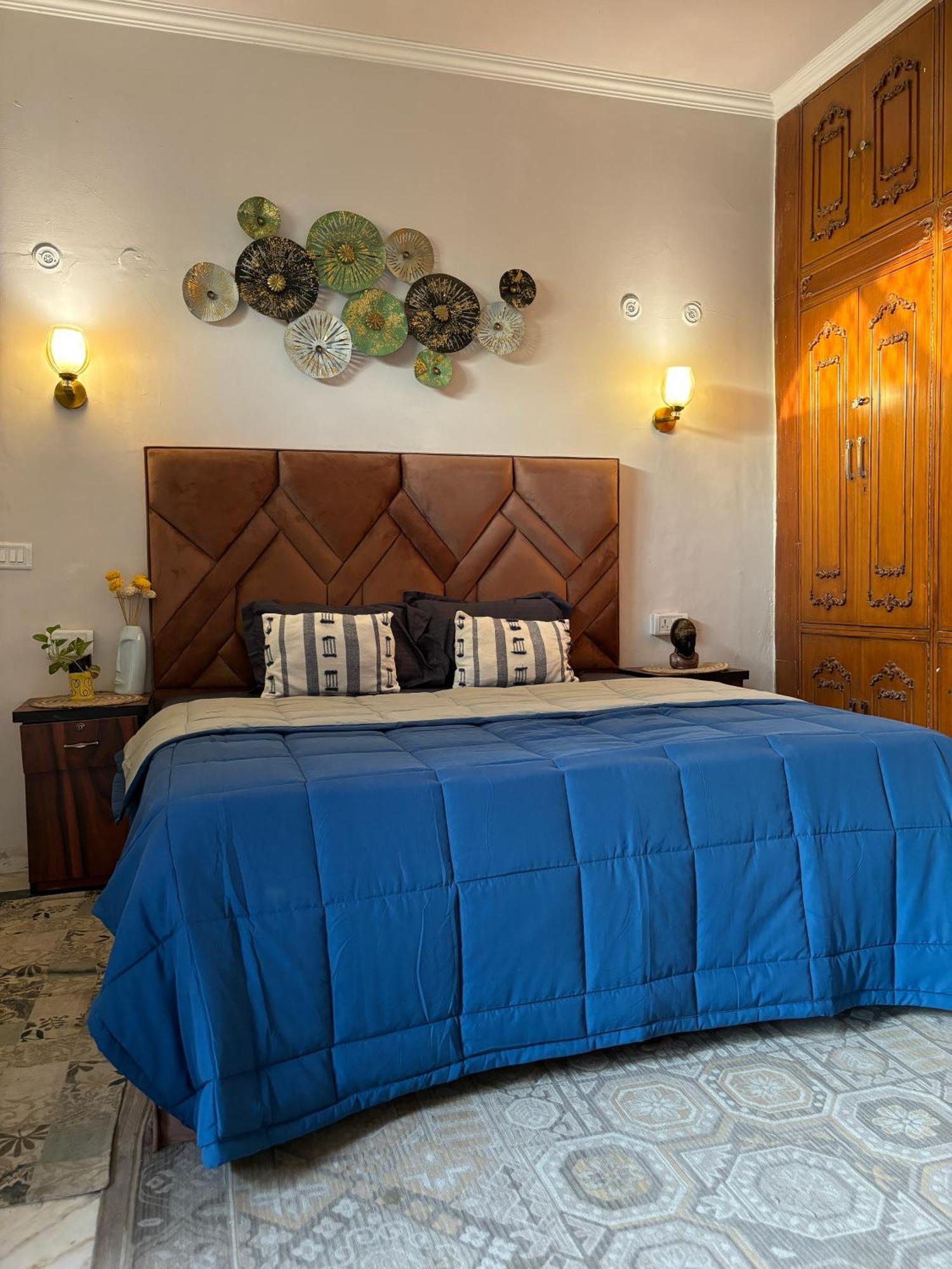 Atharva'S Homestay By Goaround Homes - Nehru Enclave Metro, South Delhi Neu-Delhi Exterior foto