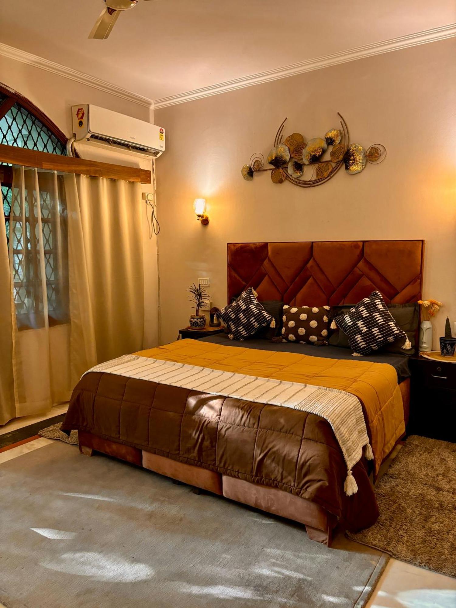 Atharva'S Homestay By Goaround Homes - Nehru Enclave Metro, South Delhi Neu-Delhi Exterior foto