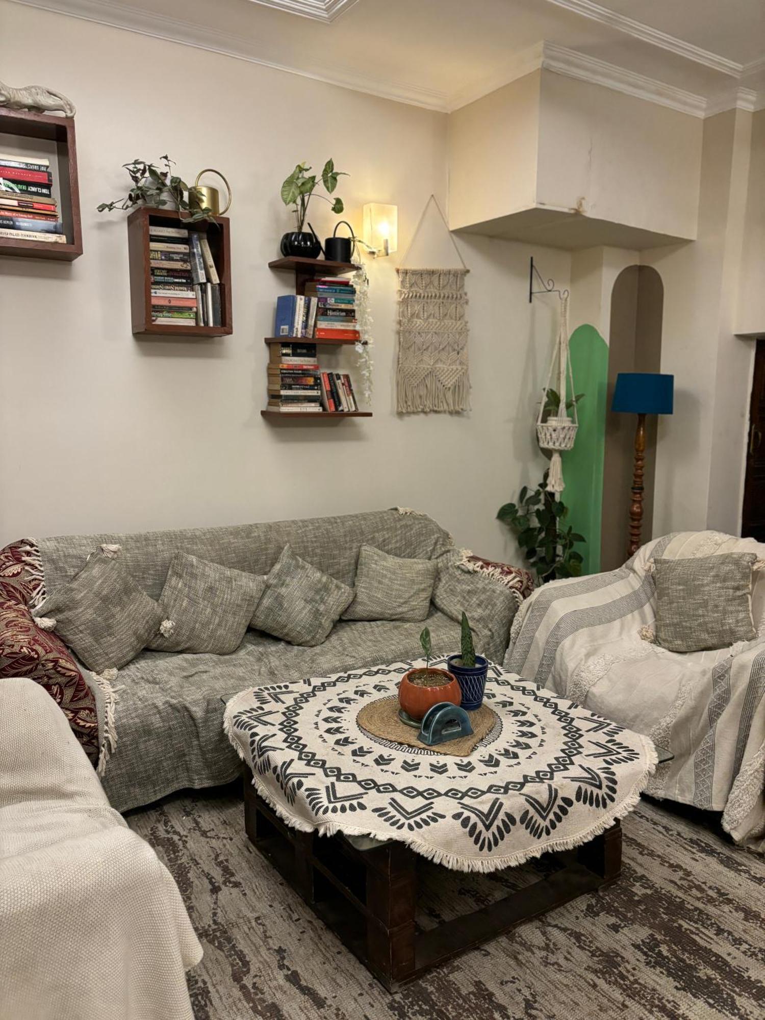 Atharva'S Homestay By Goaround Homes - Nehru Enclave Metro, South Delhi Neu-Delhi Exterior foto