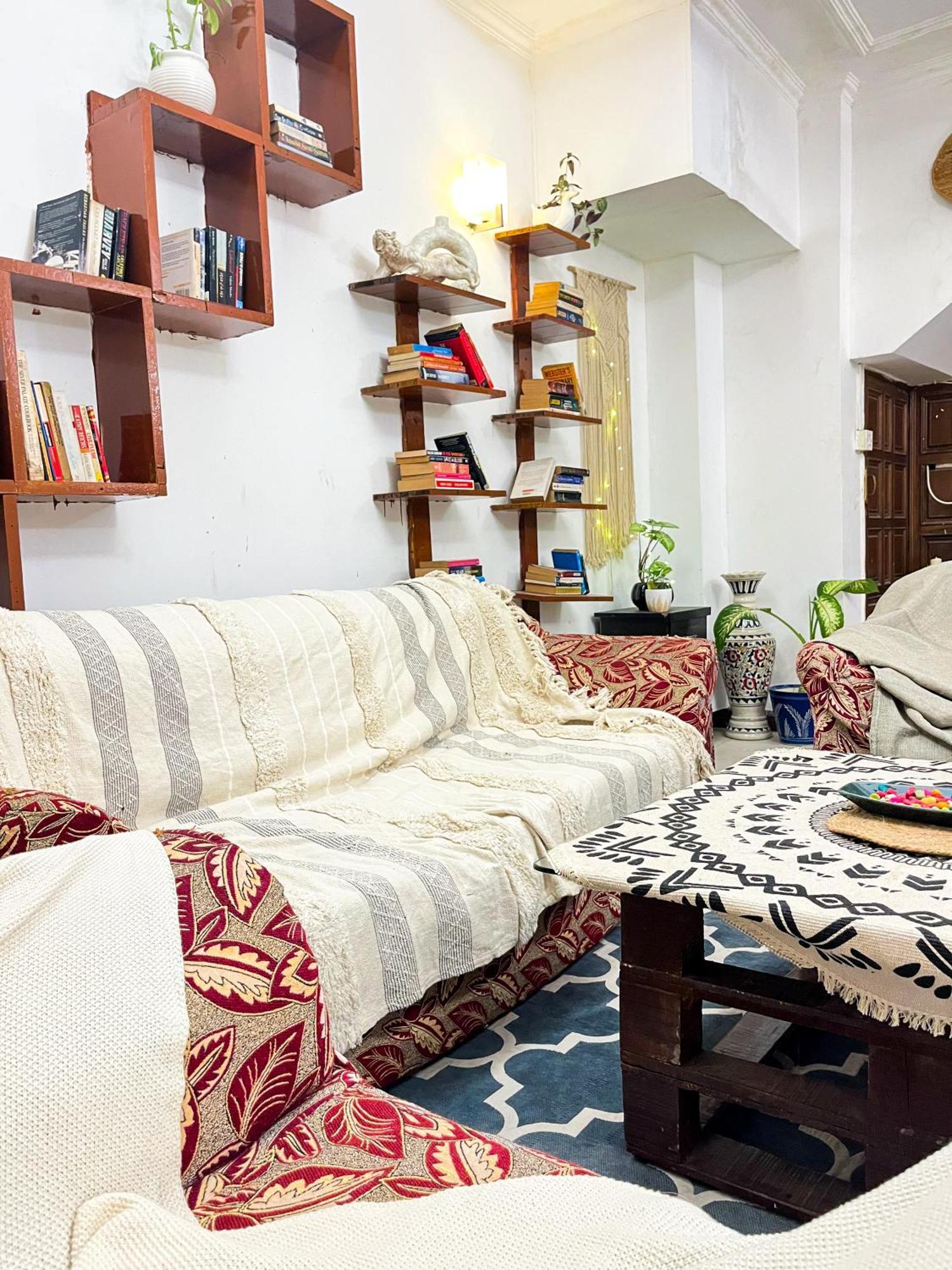 Atharva'S Homestay By Goaround Homes - Nehru Enclave Metro, South Delhi Neu-Delhi Exterior foto